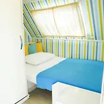 Kemping Mona Glamping Caravan *