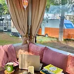 Kemping Mona Glamping Caravan
