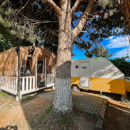 Mona Glamping Caravan Seferihisar