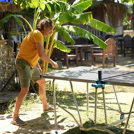 Campsite Mona Glamping Caravan