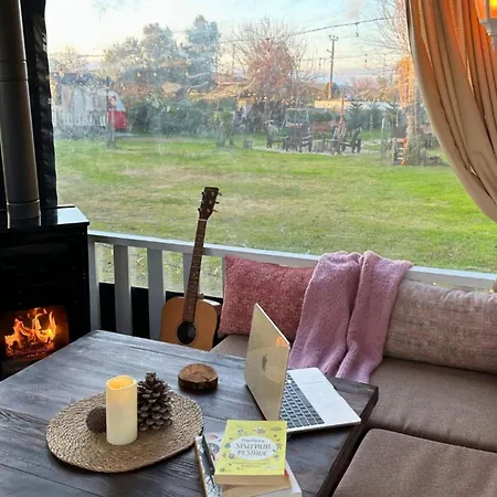 Mona Glamping Caravan Kemping Seferihisar