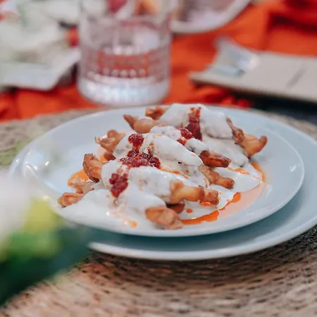 Campsite Mona Glamping Caravan *