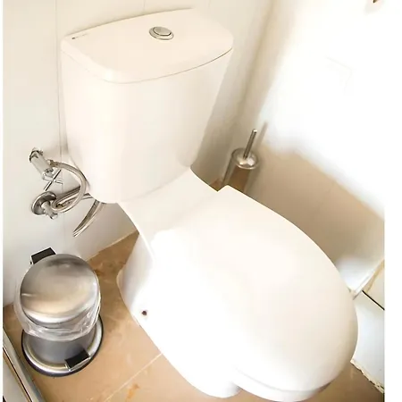 キャンプ場 Mona Glamping Caravan