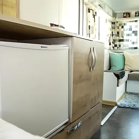 キャンプ場 Mona Glamping Caravan セェフェリヒサール